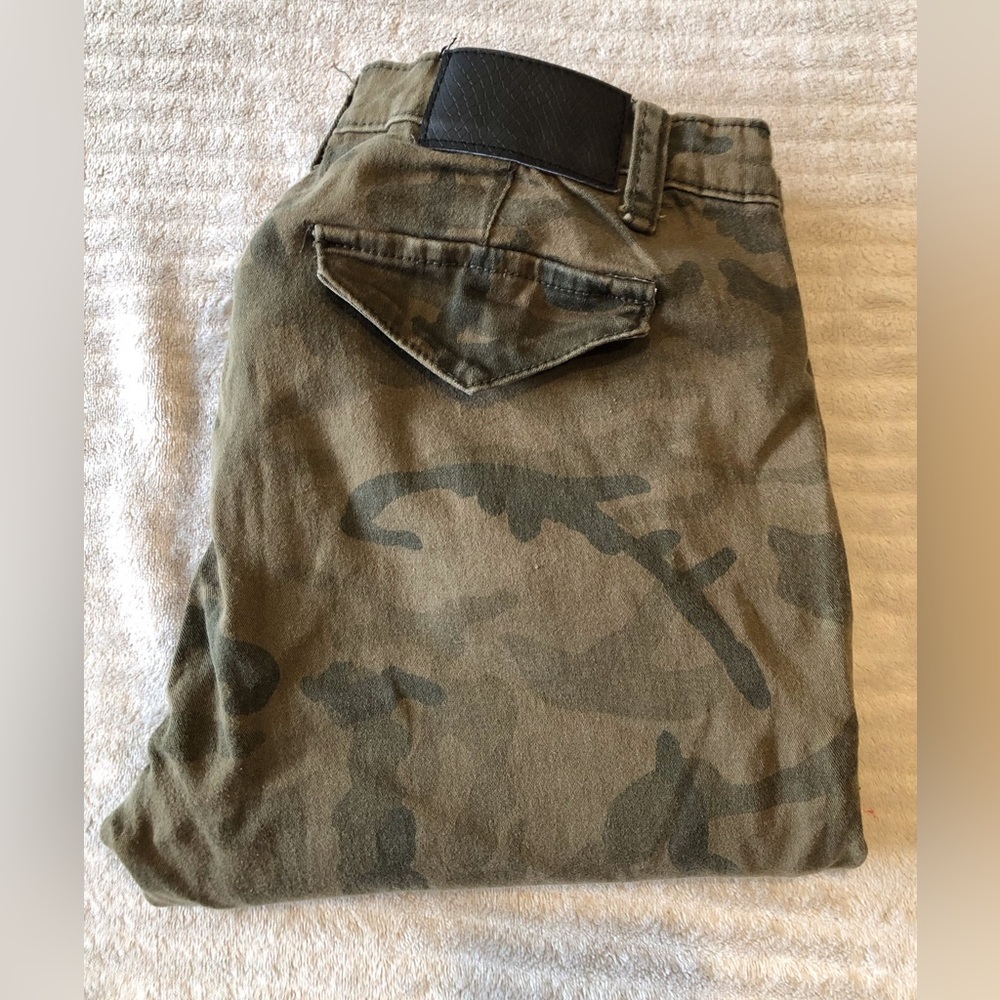 Camo jeans